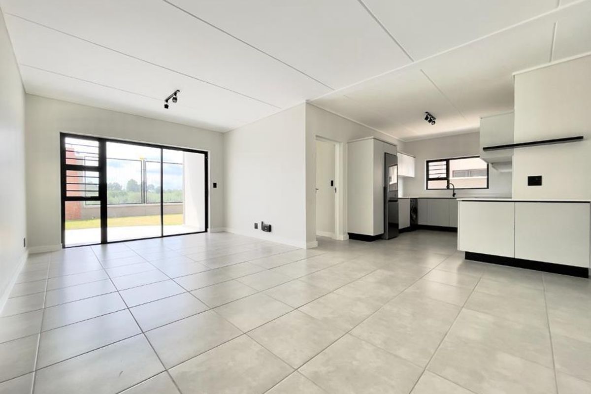 Modern 3-Bedroom Ground Apartment for Rental in Waterfall. - Photo 3