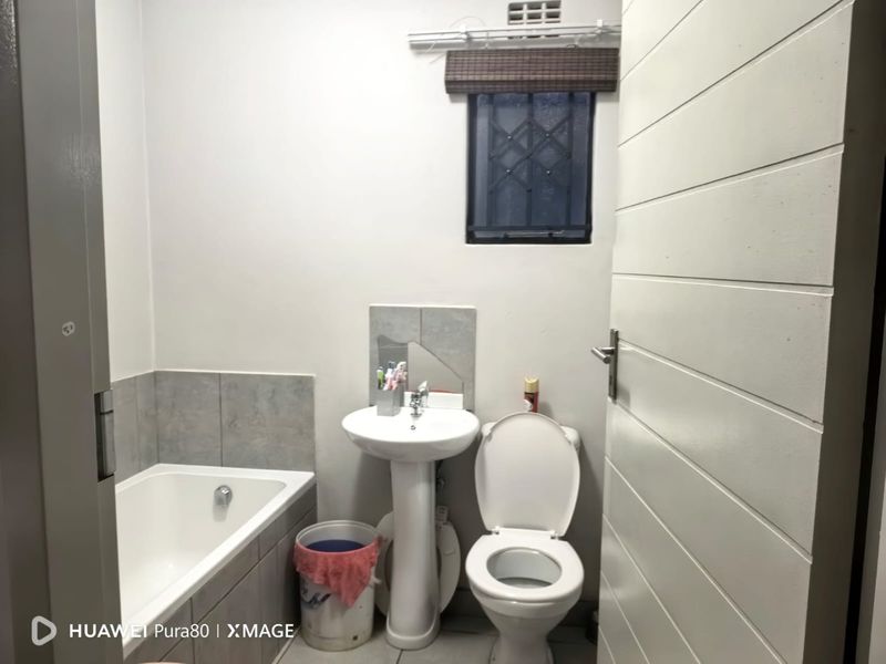 2 Bed House in Protea Glen for Sale - Photo 10