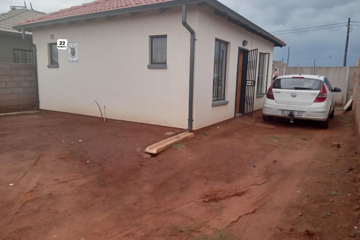 2 Bed House in Protea Glen for Sale - Photo 3