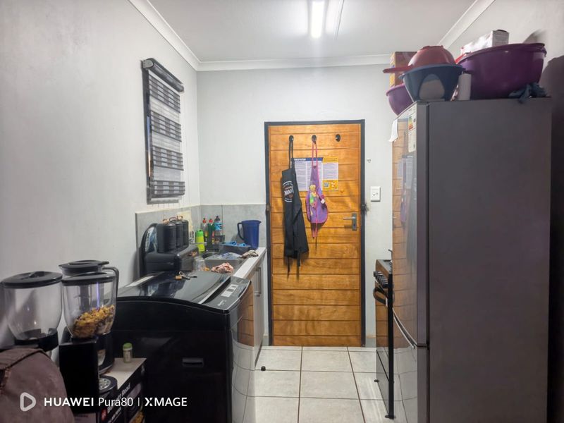 2 Bed House in Protea Glen for Sale - Photo 8