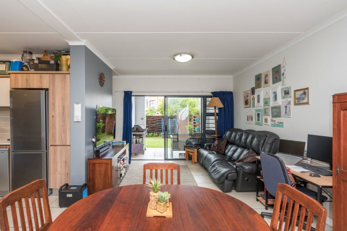 Modern Lifestyle Living in a Secure Estate – 3 Bedroom Flat for Sale!  - Photo 3