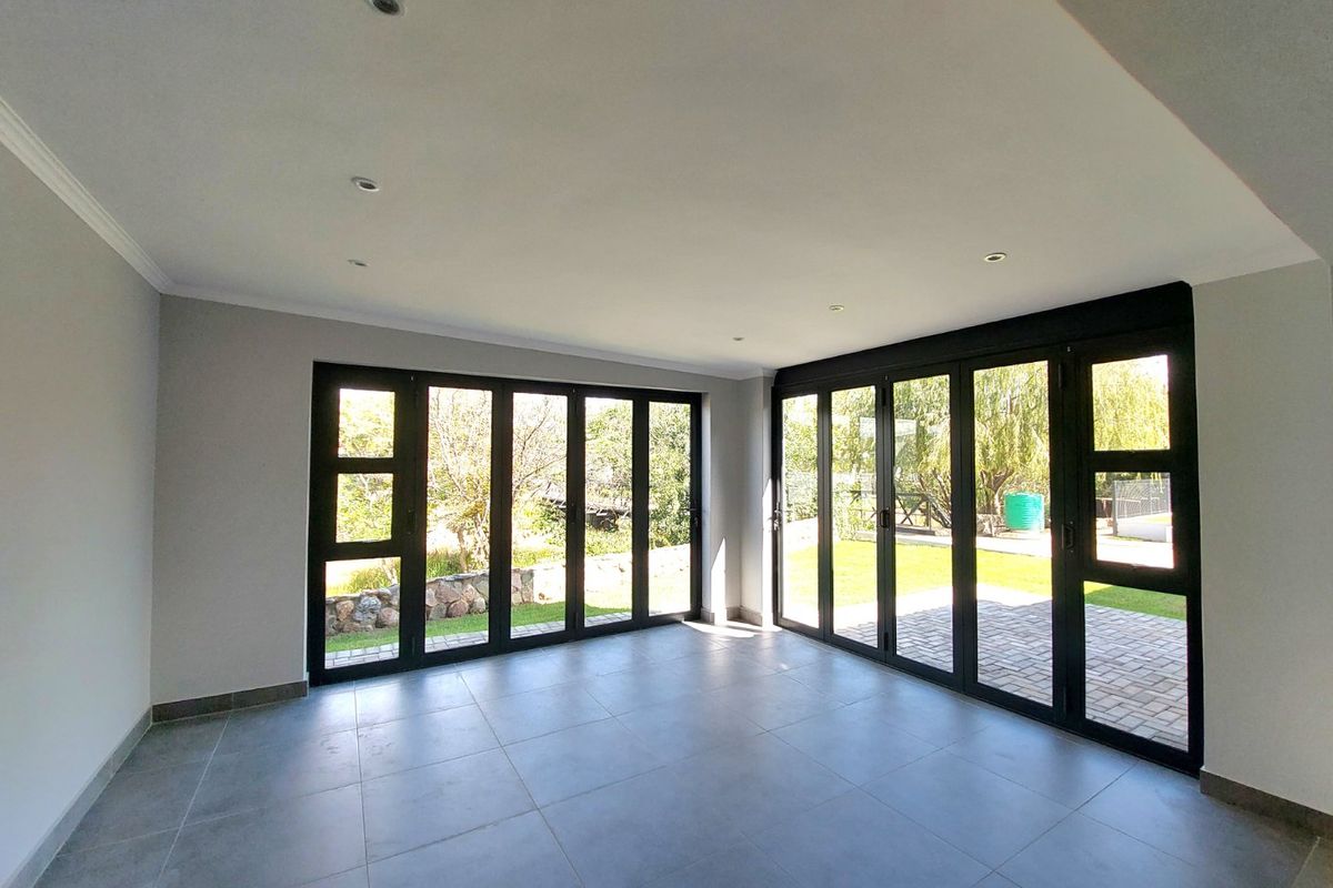 Secure, Serene Living for the Over 50s in Hartbeespoort - Photo 4