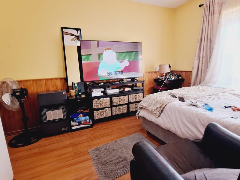 STUNNING DOUBLE STOREY TOWNHOUSE IN EDLEEN, KEMPTON PARK! - Photo 8