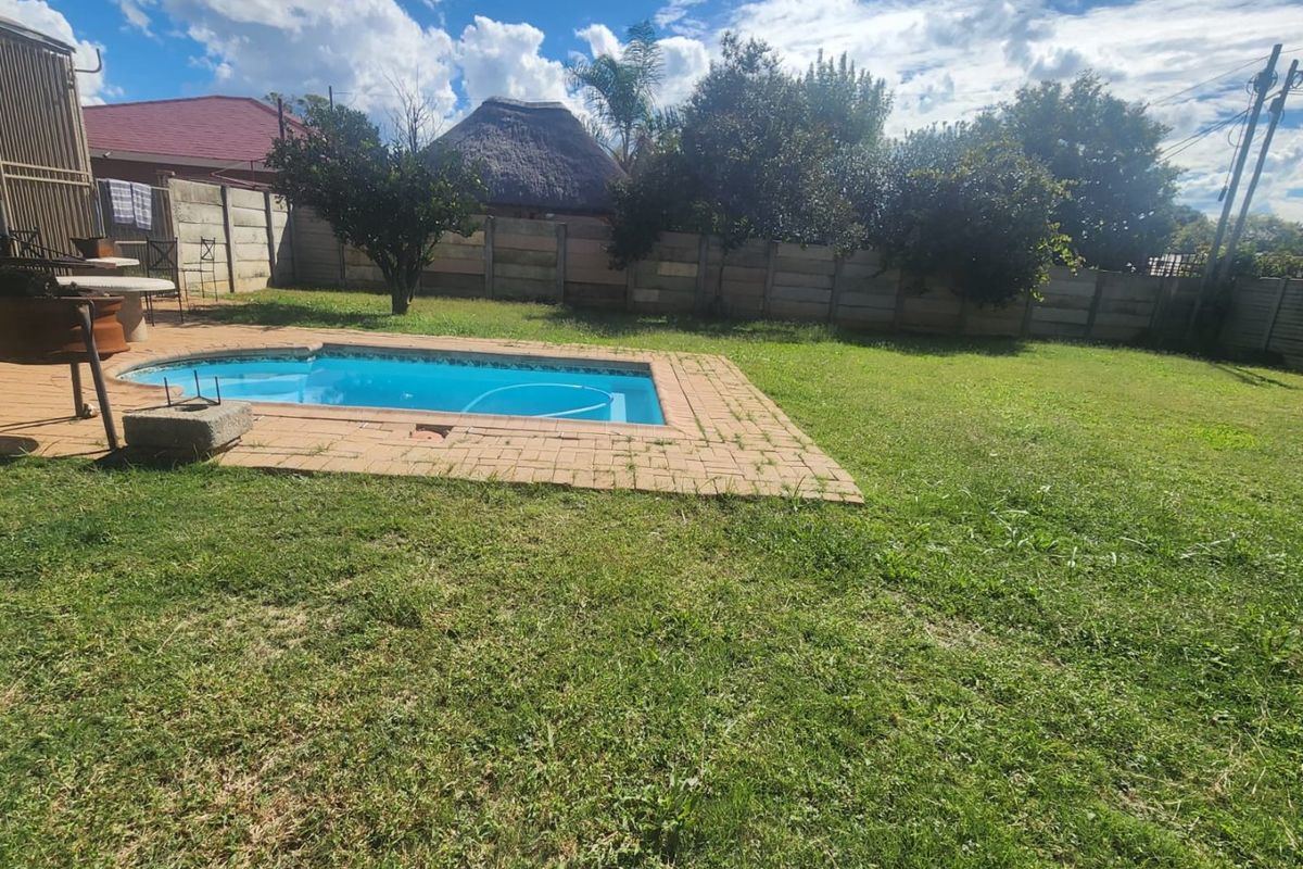3 Bedroom house For sale in Declercqville - Photo 4