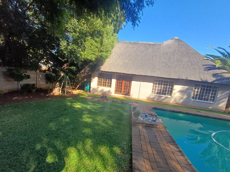 3 Bedroom House for Sale in Doringkruin - Photo 3