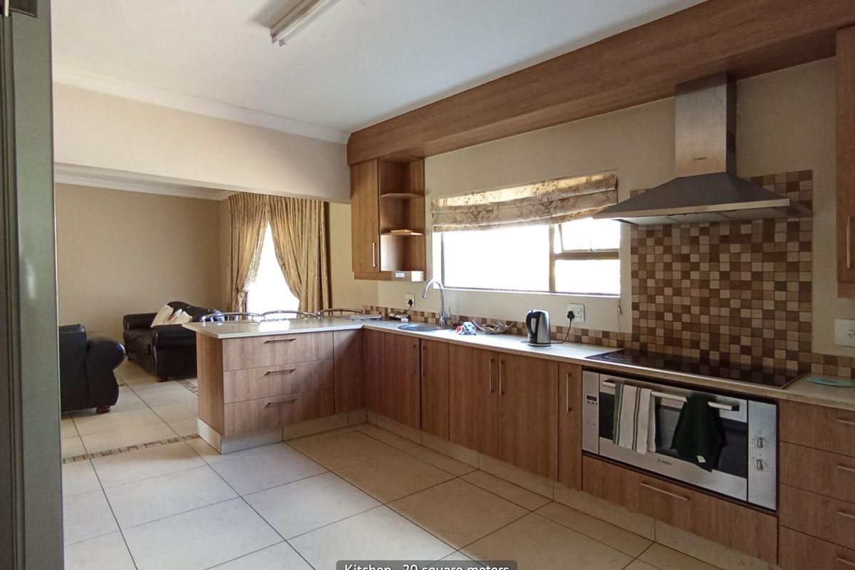 4 Bedroom Double-Storey Home for Sale – Savannah Hills Estate, Midrand - Photo 2