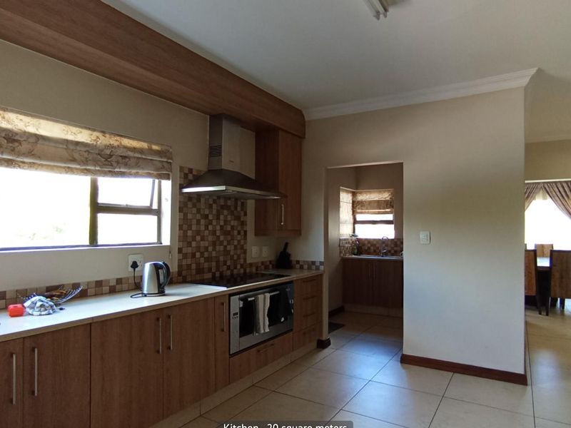 4 Bedroom Double-Storey Home for Sale – Savannah Hills Estate, Midrand - Photo 7