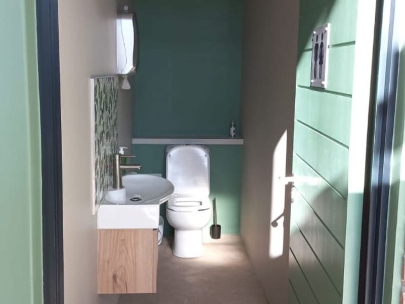 Centrally Located Office with Solar and private Bathroom - Photo 3