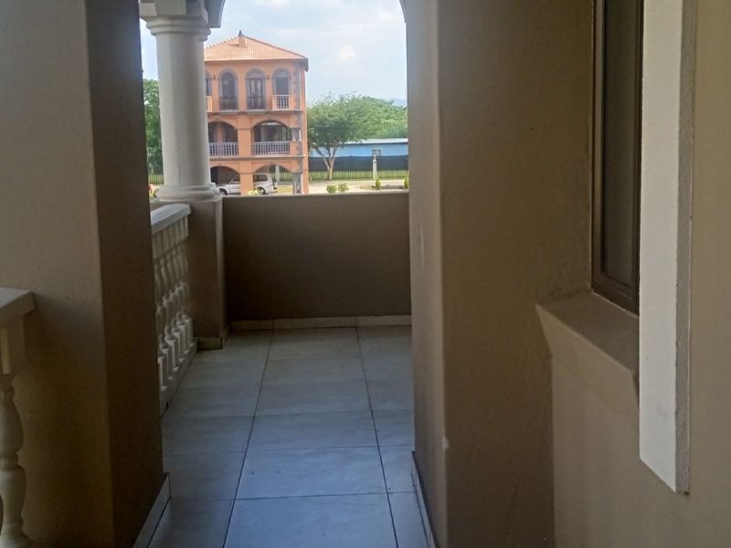 Immaculate 3 bedroom home for sale - Ifafi - Photo 6