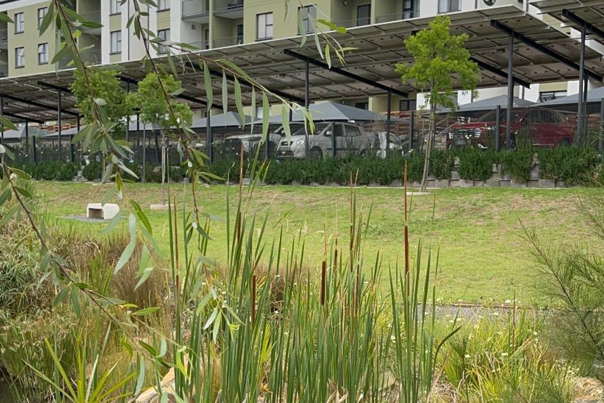 2 Bedroom Apartment to Rent  - Photo 3