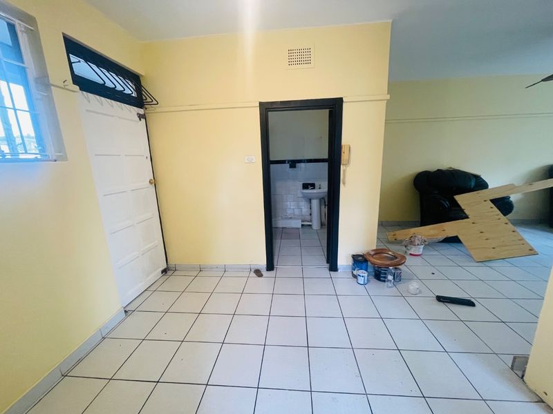 1,5 bedroom flat to rent in Glenwood - Photo 6