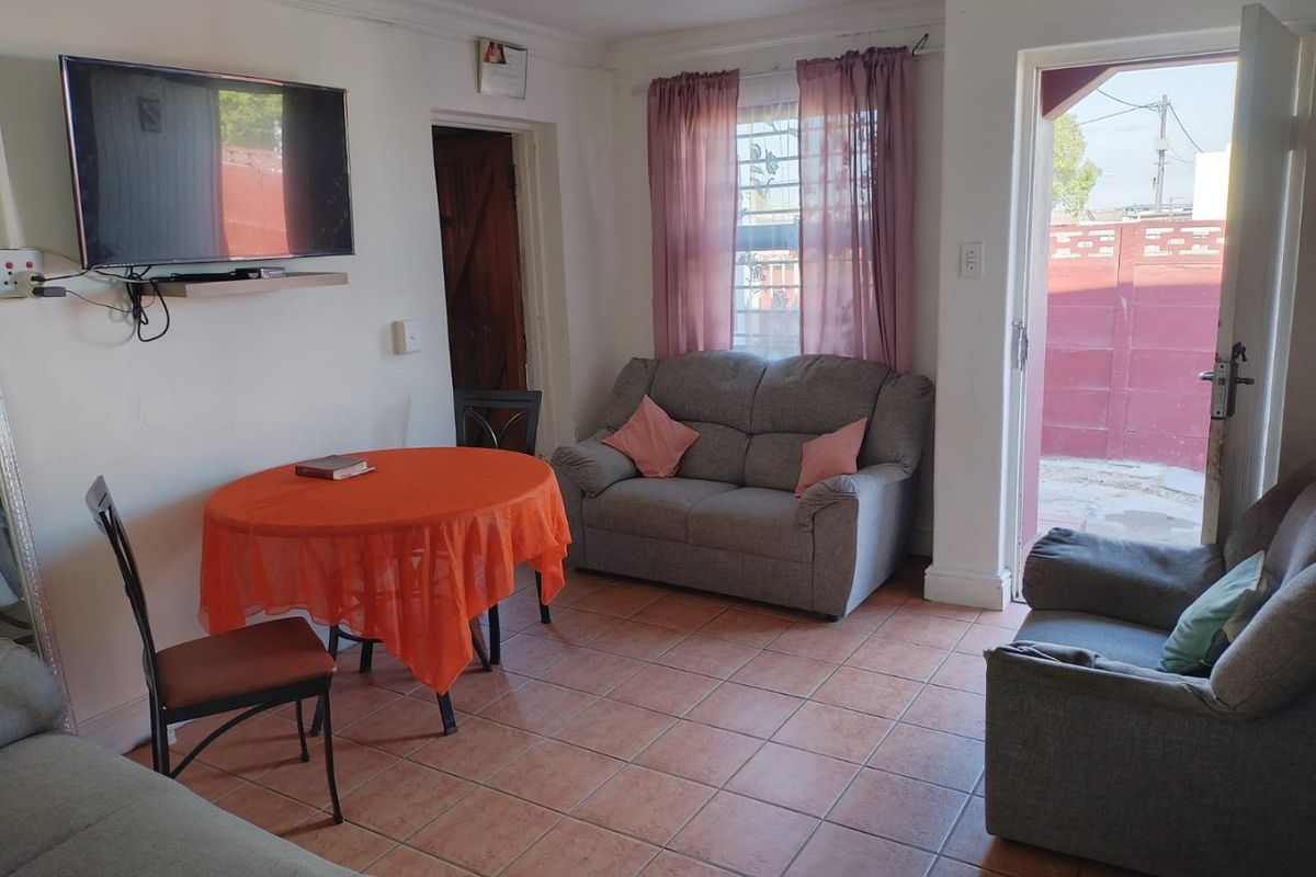 Three bedroom family Home for sale in Voorbrug Delft - Photo 3