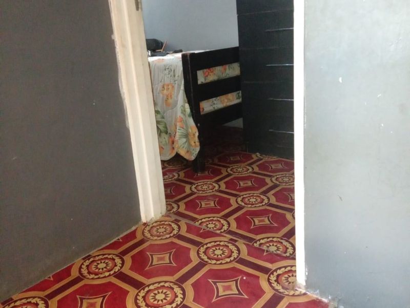 2 Bedroom house for sale in White City - Photo 9