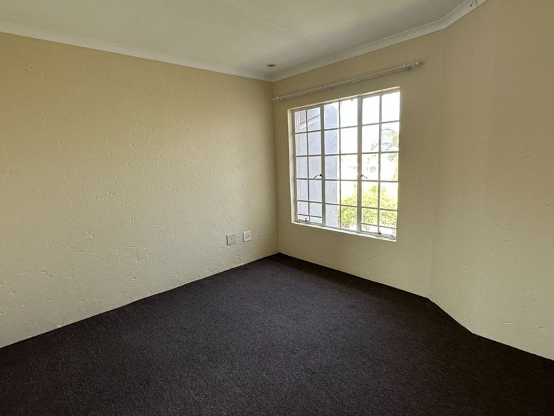 Modern 2-Bedroom Home in Secure Complex - Photo 8