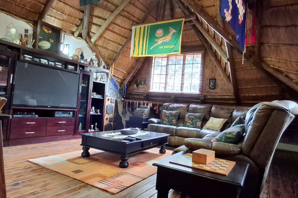 SPACIOUS DOUBLE STOREY  FOR SALE MONTANA PARK - Photo 4