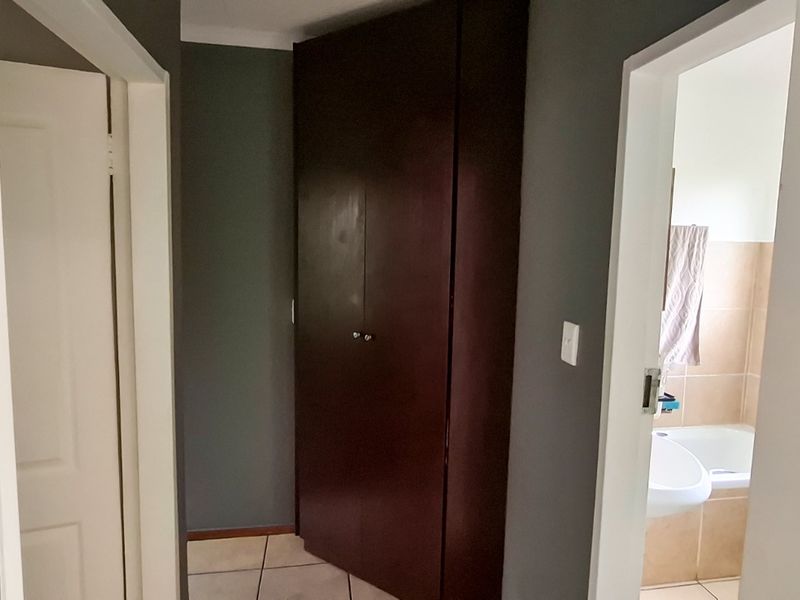 Modern Townhouse Living in Sought-After Allen's Nek - Photo 7