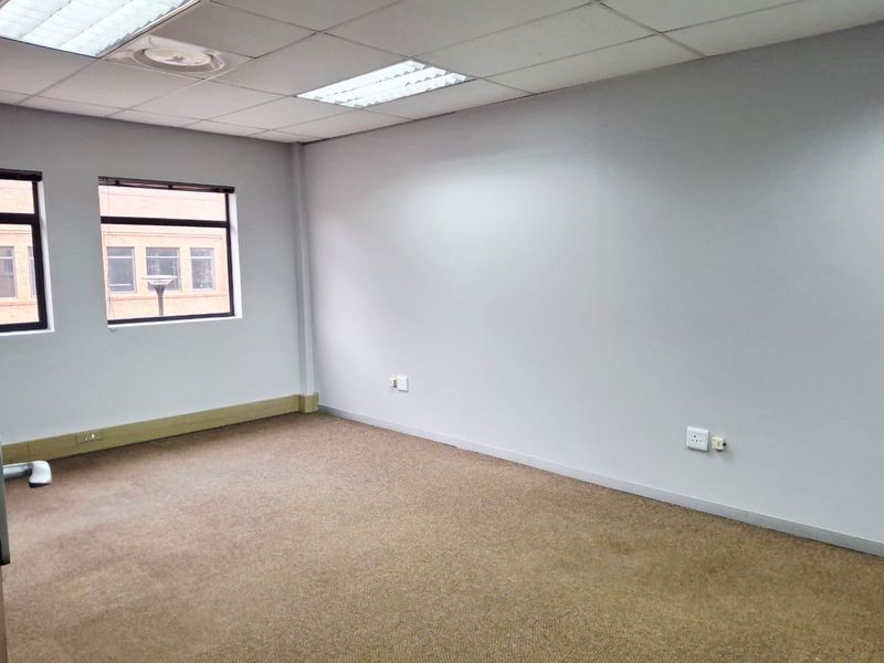 Speak to the on-site agent for all your leasing needs at Boardwalk Office Park!! - Photo 9