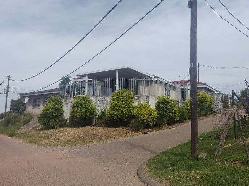 3 bedroom house in Savannah Park  - Photo 2