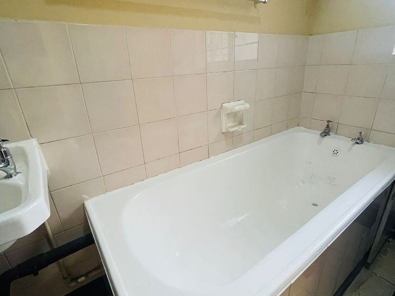 One bedroom flat to rent in Glenwood - Photo 6