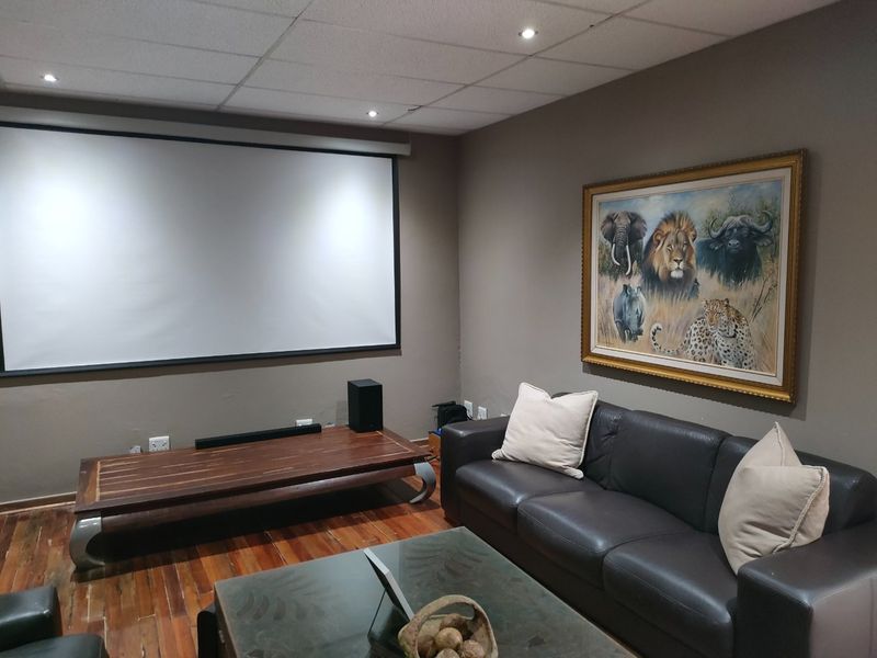 4 Bedroom Multi-level house for sale in Ramsgate - Photo 5