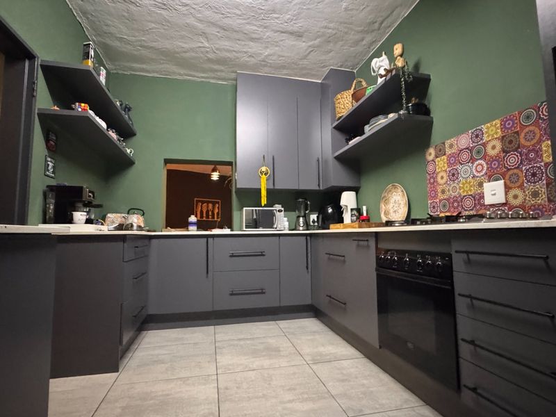 Perfectly Positioned Duplex Living in Three Rivers Proper - Photo 1