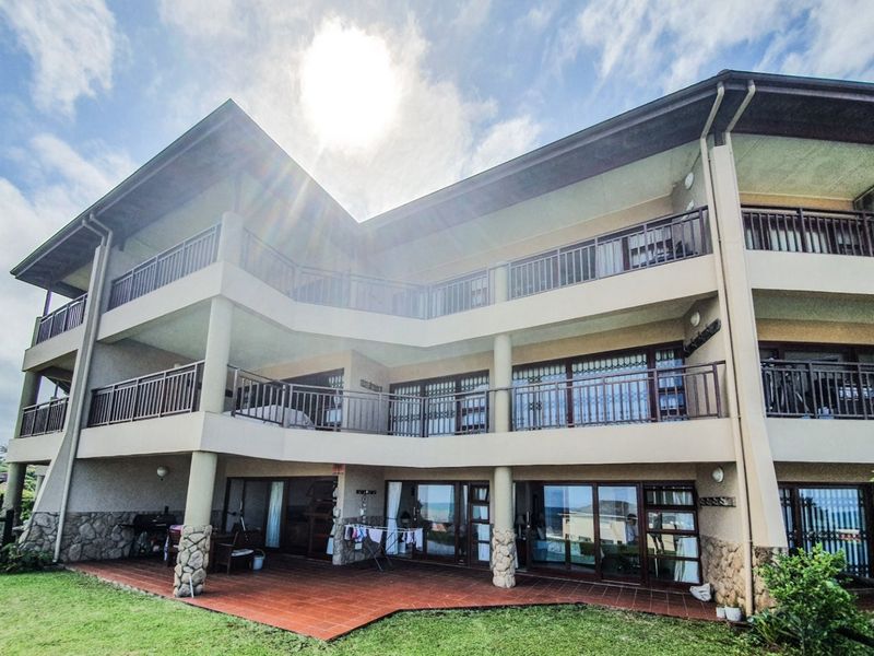 Exquisite Penthouse With Stunning Sea Views - Photo 3