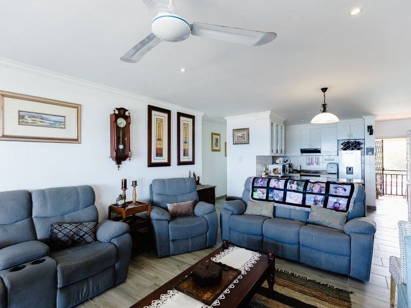 Exquisite Penthouse With Stunning Sea Views - Photo 8