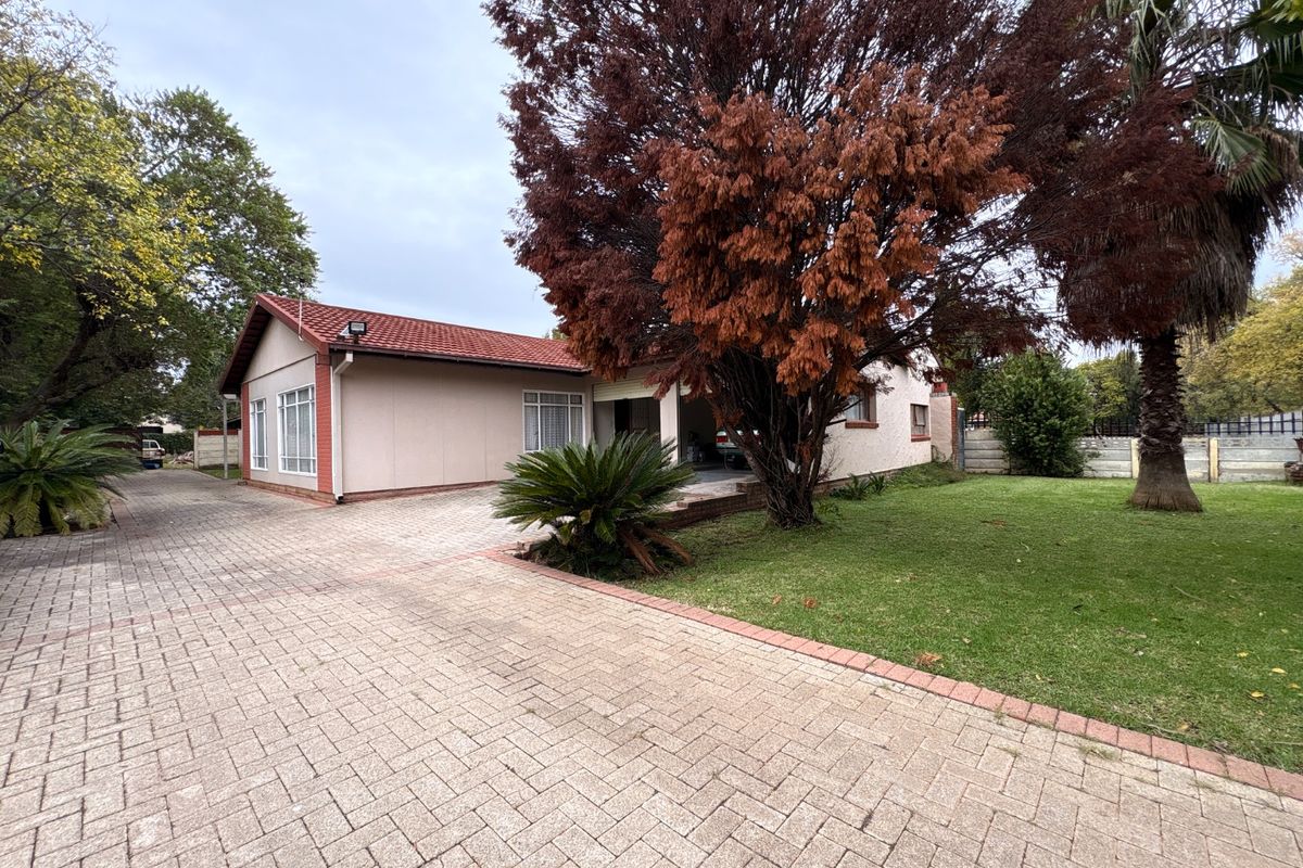 Spacious family home with endless potential in sought-after Flimieda!  - Photo 4