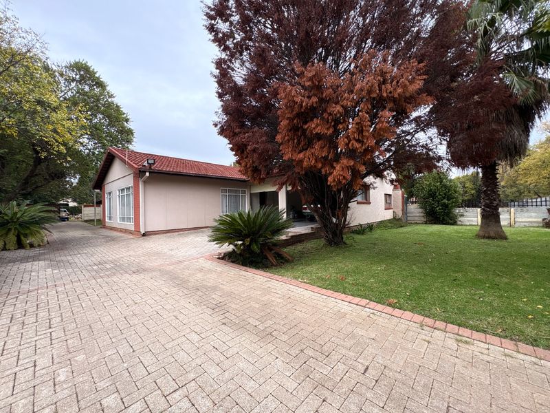 Spacious family home with endless potential in sought-after Flimieda!  - Photo 4