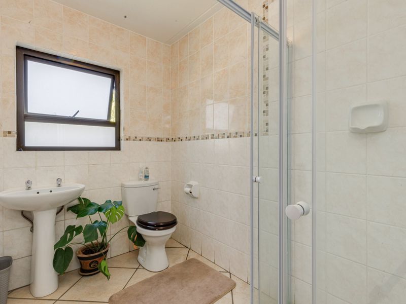 2 Bedroom 98m2  Apartment for sale  - Photo 10