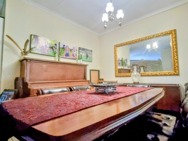 Spacious Four-Bedroom Home with Pool in Safe Area - Photo 10
