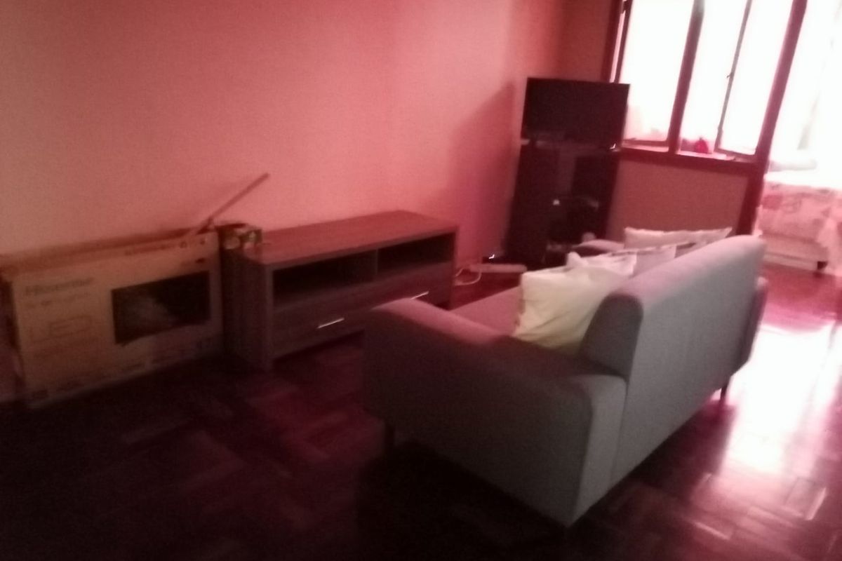 1,5 Bedrooms, 1 Bathroom Apartment To Let In South beach, Durban - Photo 3