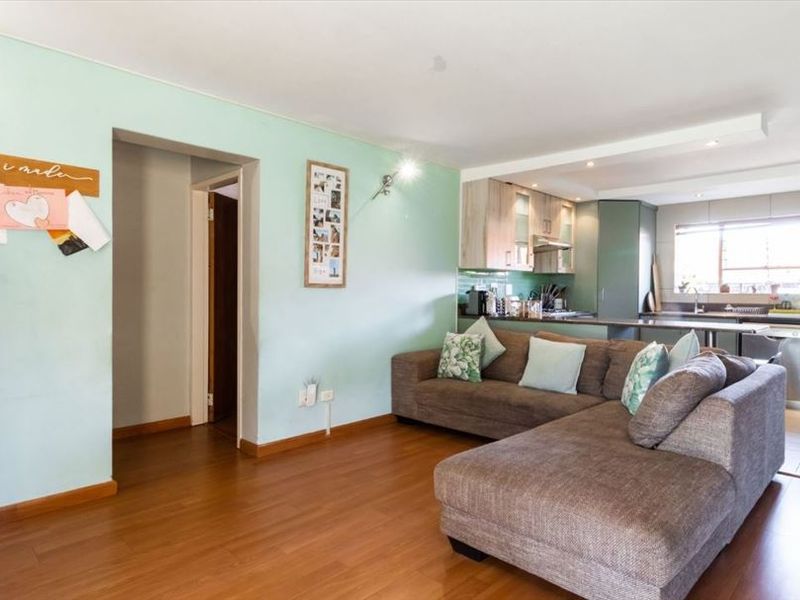 Modern Luxury Awaits   - Photo 5