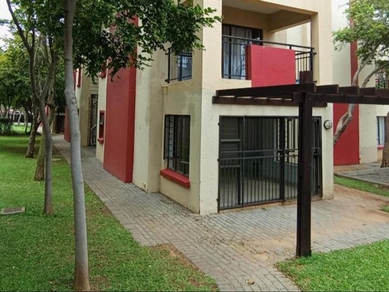 One bedroom duplex in Tijger Valley.   - Photo 2