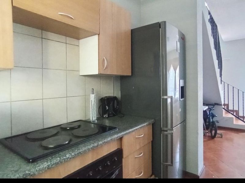 Two bedroom duplex in a popular complex in La Montagne - Photo 8