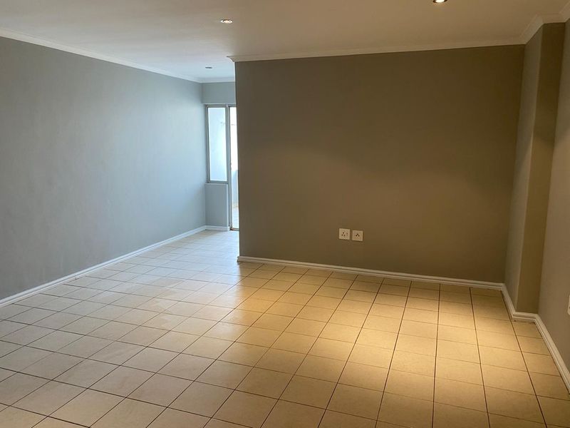 1 BED in secure Complex, Wynberg - Photo 8