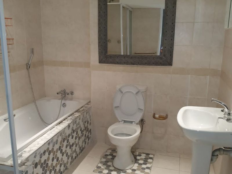 1 BED in secure Complex, Wynberg - Photo 9