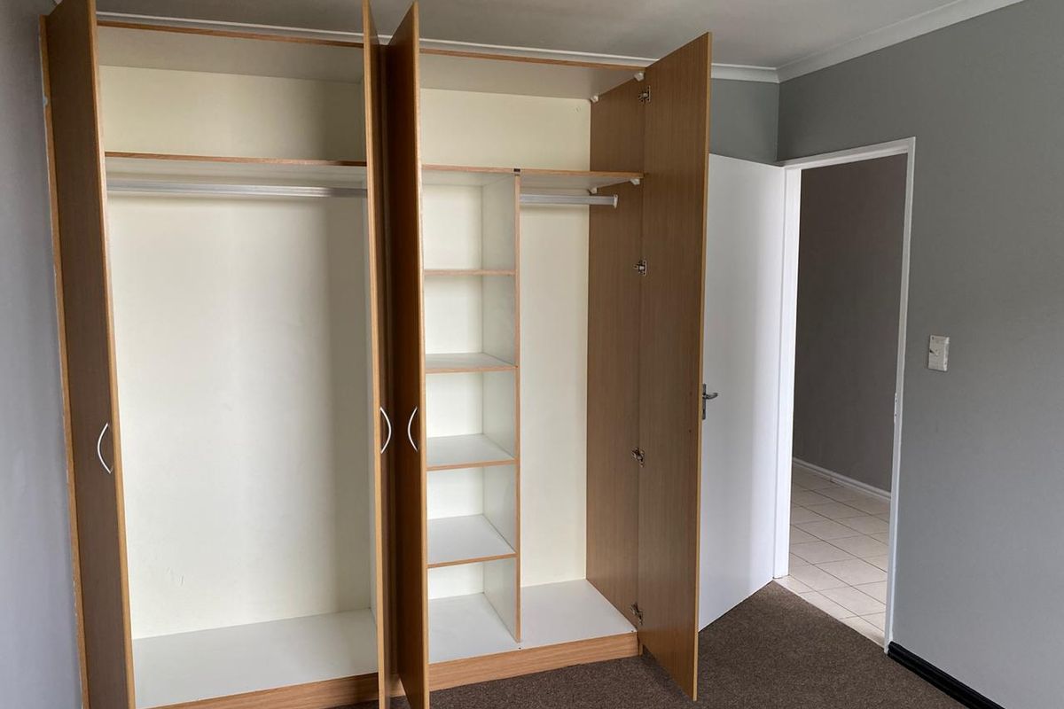 1 BED in secure Complex, Wynberg - Photo 4