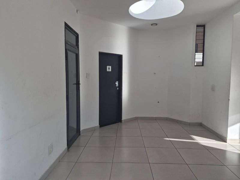 Prime Retail Space in Rivonia CBD – Ideal for Salon or Boutique Retail - Photo 4