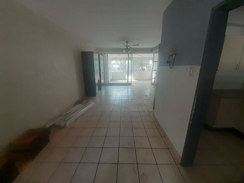 Charming Duplex in Secure Complex – Perfect for Investors or First-Time Buyers/  MAKE A REASONABLE OFFER - Photo 6