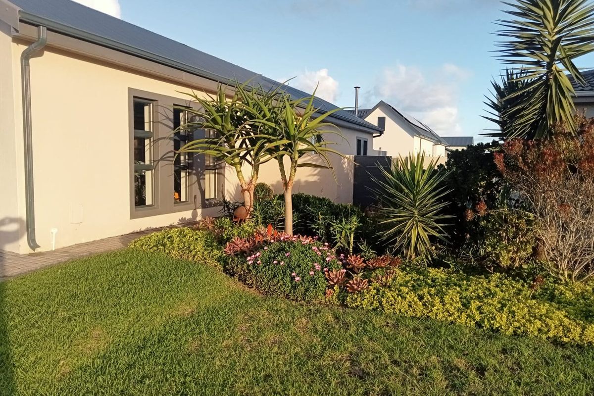 Le Grand Estate : Where Panoramic Vistas Meet Luxe Living - Photo 5
