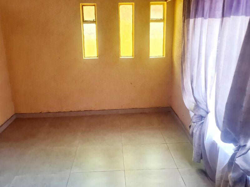 Charming 3 Bedroom Home in Sharpeville for Rent - Photo 7