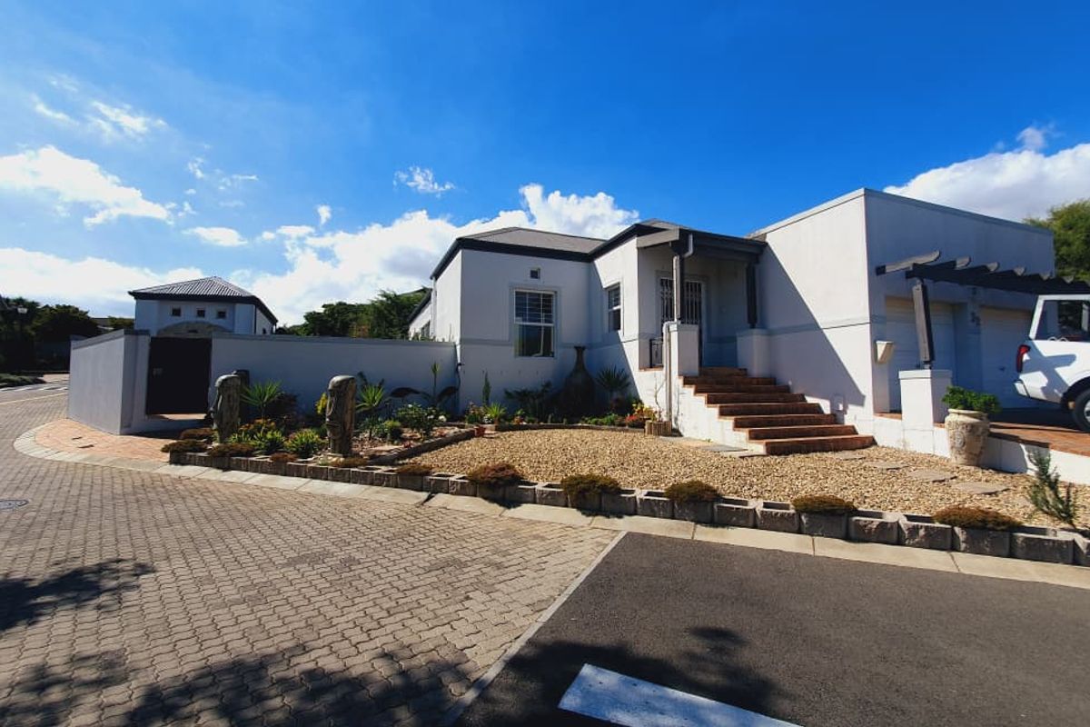 Family Home in Fernwood Security Estate - Photo 2