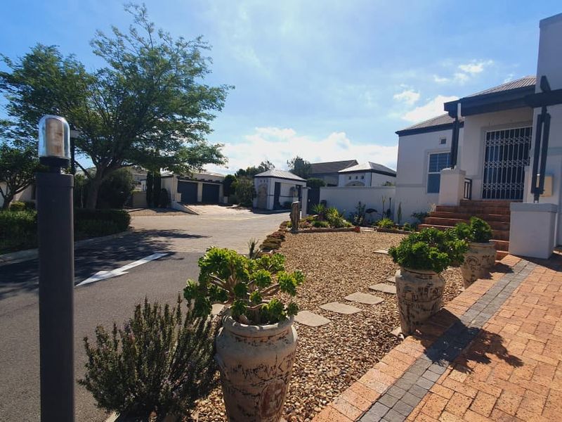 Family Home in Fernwood Security Estate - Photo 4