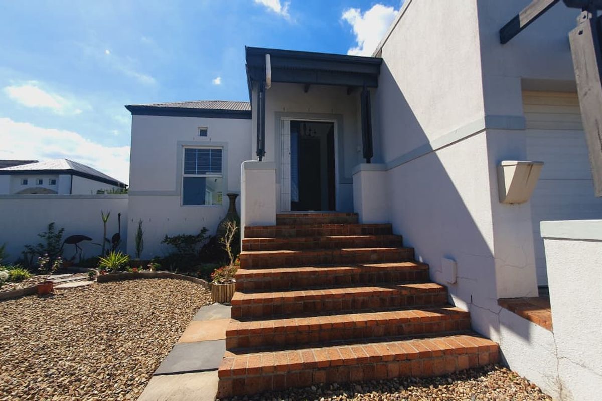 Family Home in Fernwood Security Estate - Photo 3