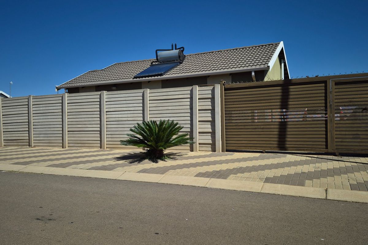 Secure Alberton Home in Sky City Living - Photo 4