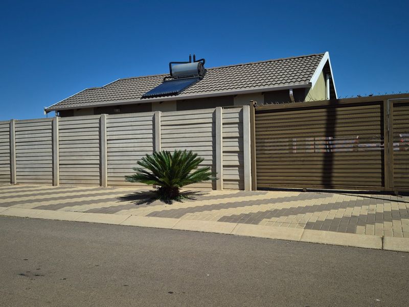 Secure Alberton Home in Sky City Living - Photo 4