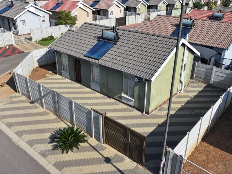 Secure Alberton Home in Sky City Living - Photo 1