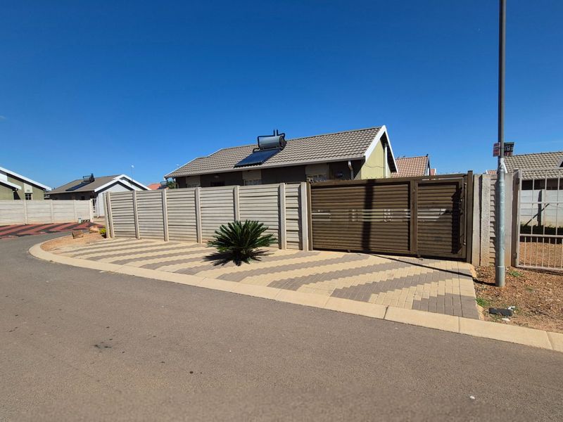 Secure Alberton Home in Sky City Living - Photo 3