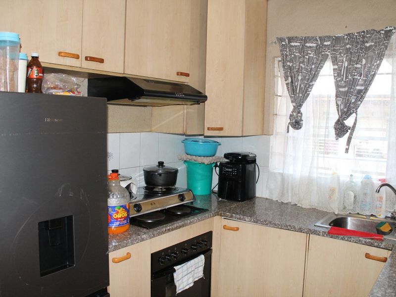 Neat & Secure 1 Bedroom Flat – Perfect Lock-Up-and-Go! - Photo 5